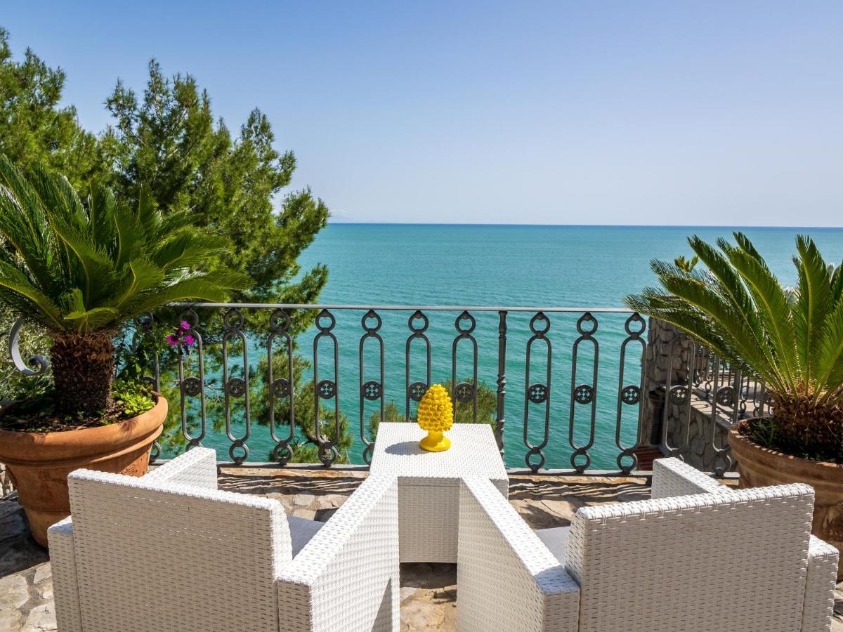 Russo - De Vivo Realty Villa Nerano
