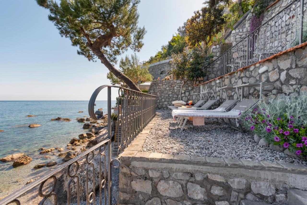 Russo Villa *