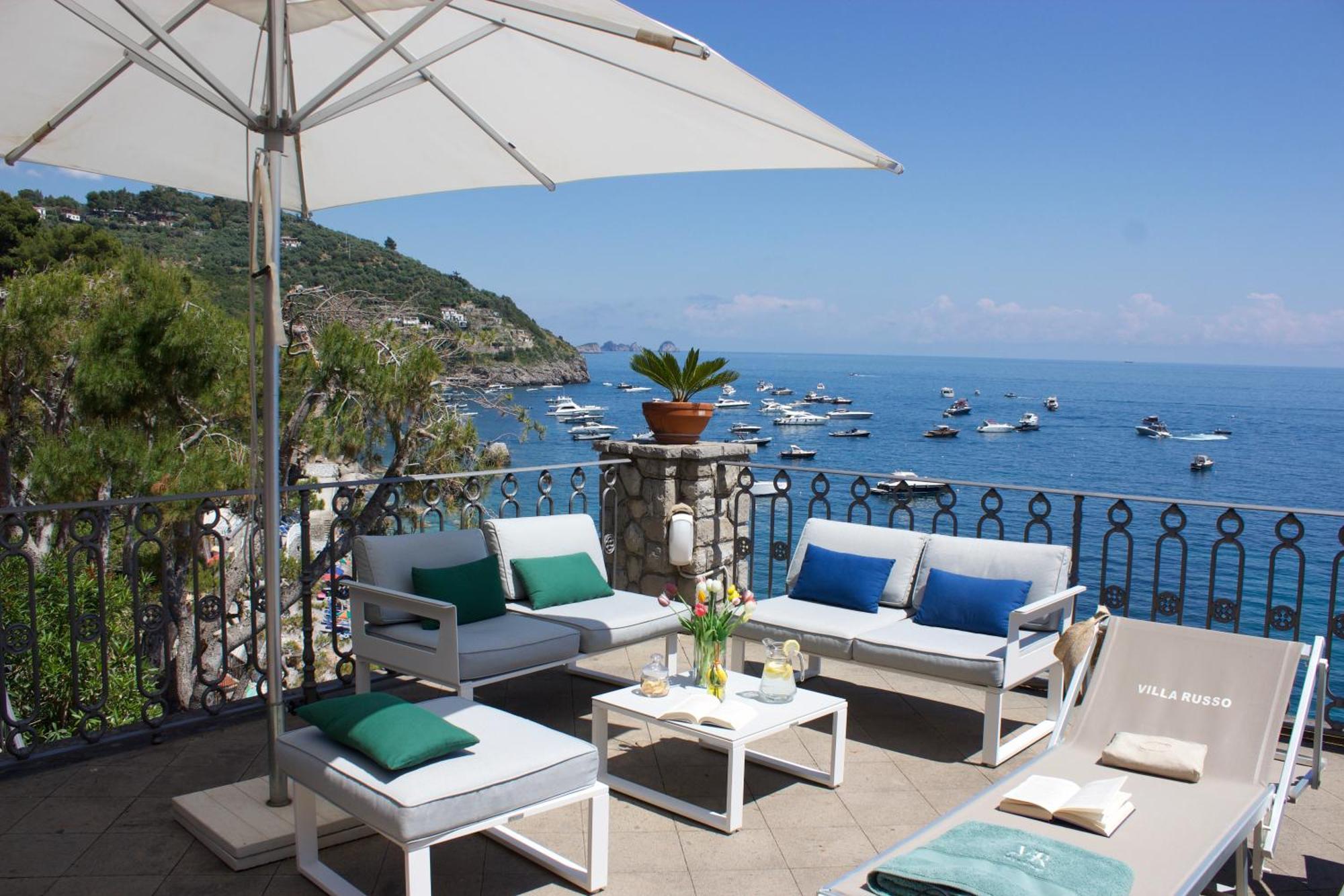 Russo - De Vivo Realty Villa *